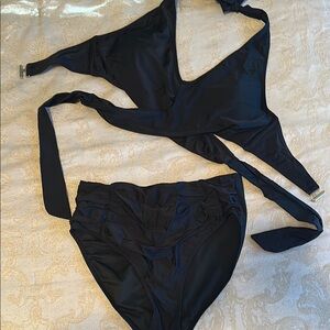 Stylish Black high Waisted Bikini Set- medium black